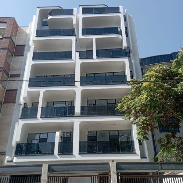 نمونه نصب جان پناه شیشه ای